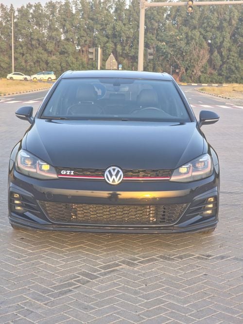 Volkswagen Golf GTI