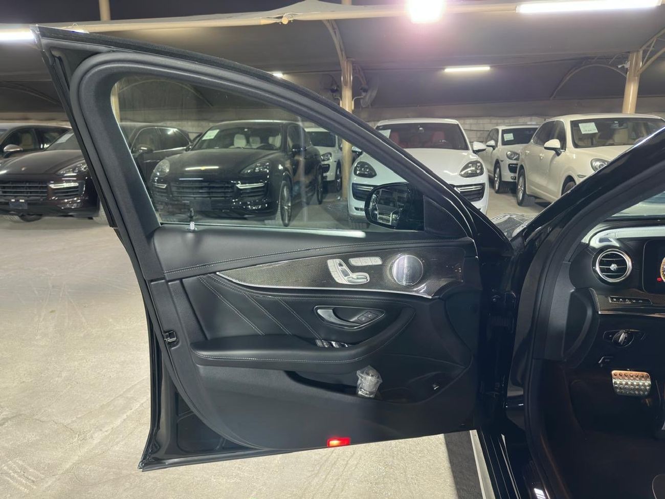 Mercedes-Benz E 63 S AMG MERCEDES E-CLASS E63s 2019 | FULL SERVICE HISTORY | AMG DRIVER PACKAGE | AMG PERFORMANCE EXHAUST