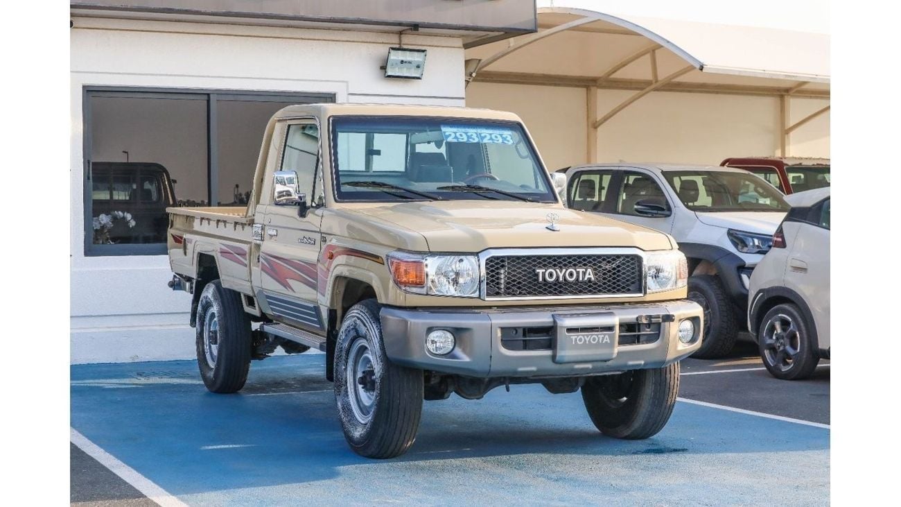 Toyota Land Cruiser Pick Up 2015 MODEL TOYOTA LAND CRUISER 79 SINGLE CAB PICKUP LX V6 4.0L PATROL 4WD