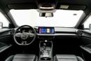 MG 5 LUXURY 1.5L - WHITE INSIDE BLACK | EXPORT ONLY