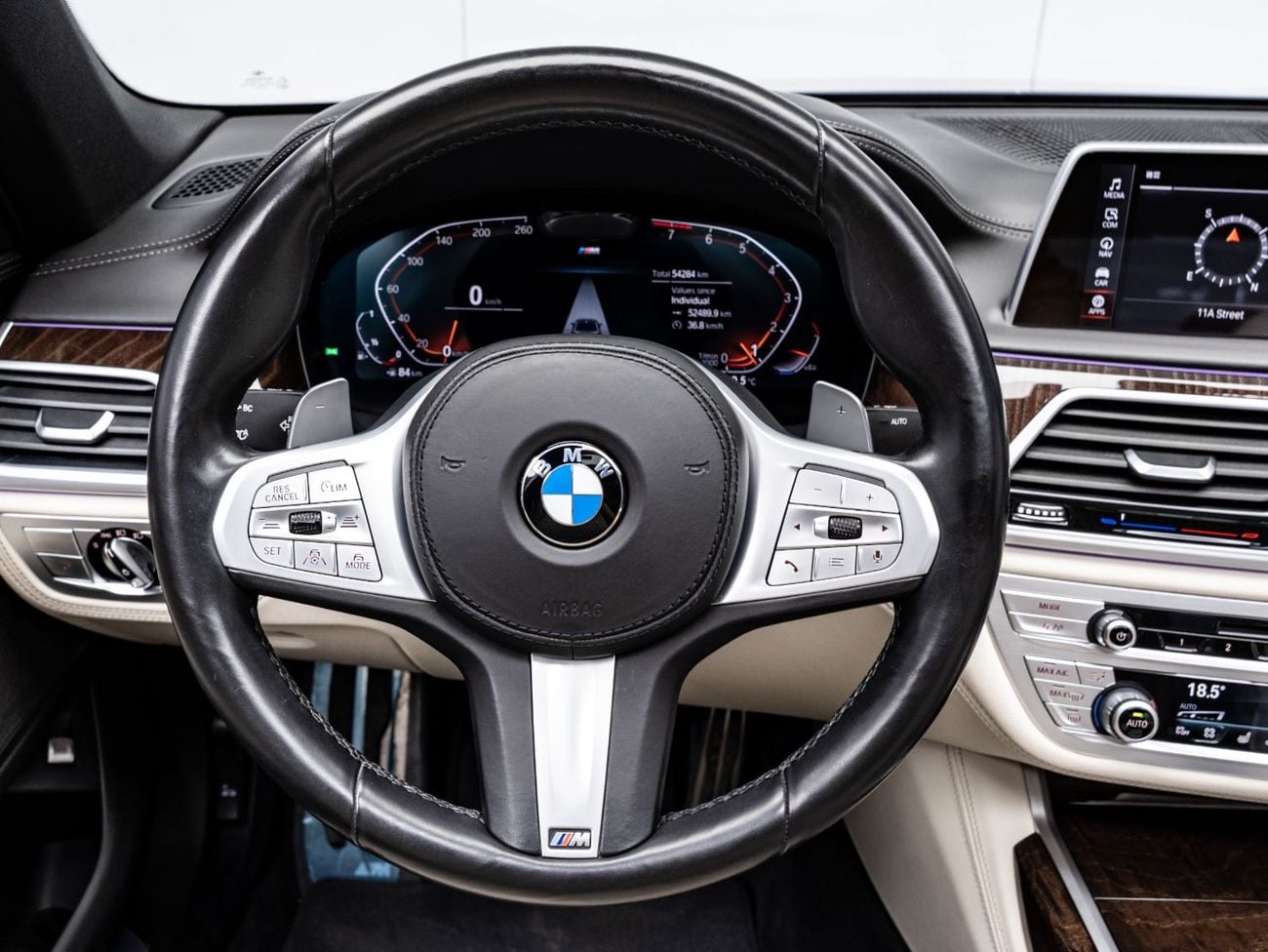 بي أم دبليو 760Li BUY NOW, PAY 2027 | THE BLACKLINE STANDARD | 2027 BMW Warranty + Service Contract, GCC