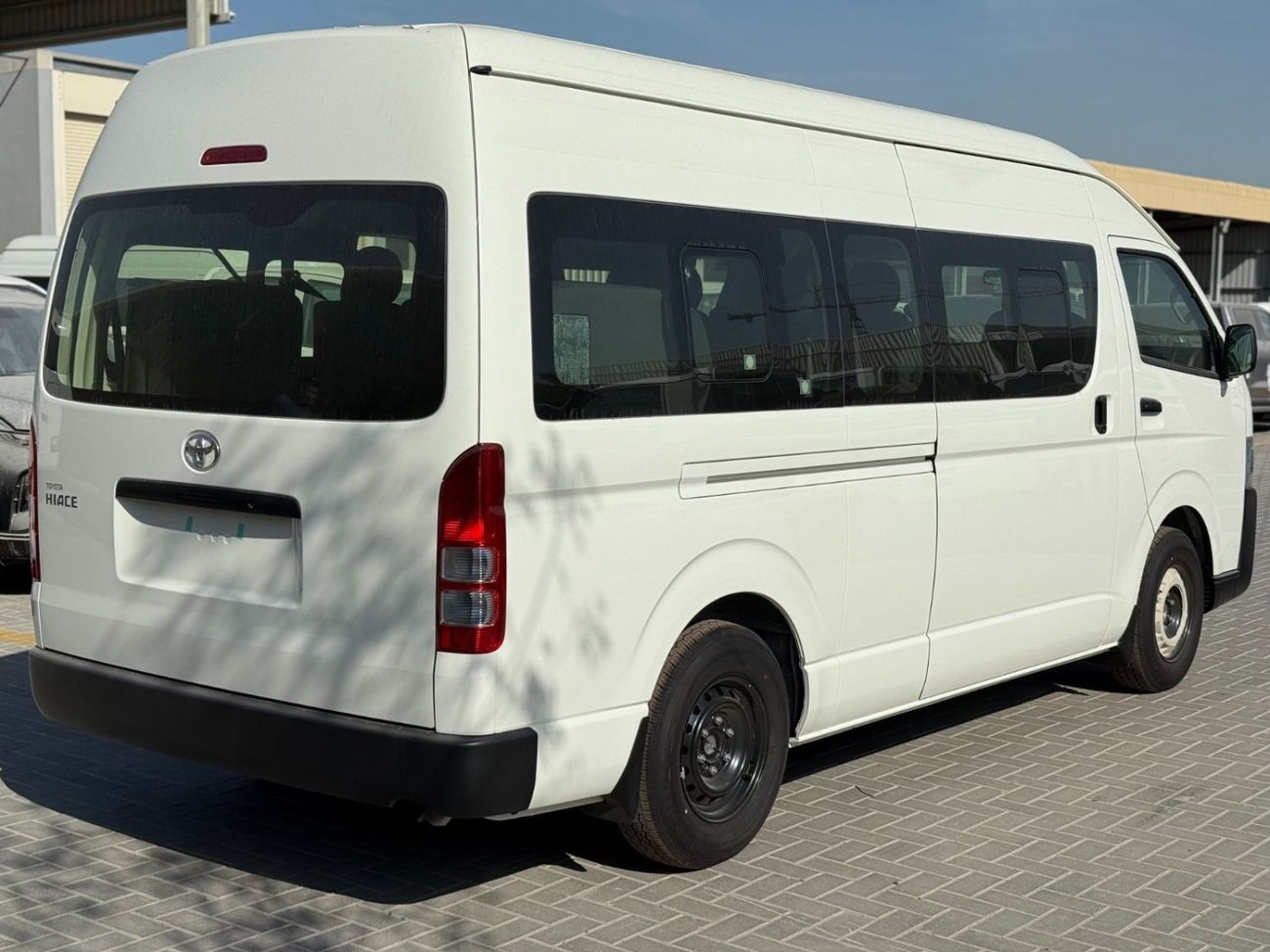 Toyota Hiace 2026 Toyota Hiace STD 16-Seater High-Roof Mid-Option 2.5L 4-Cyl Diesel M/T RWD Only For Africa