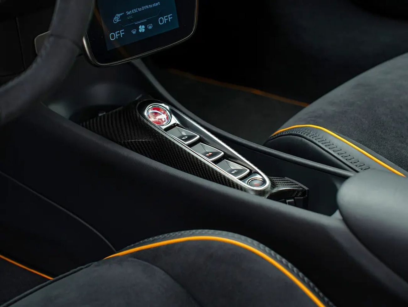 McLaren Artura GCC Spec | Dealer Warranty | Full Carbon Package