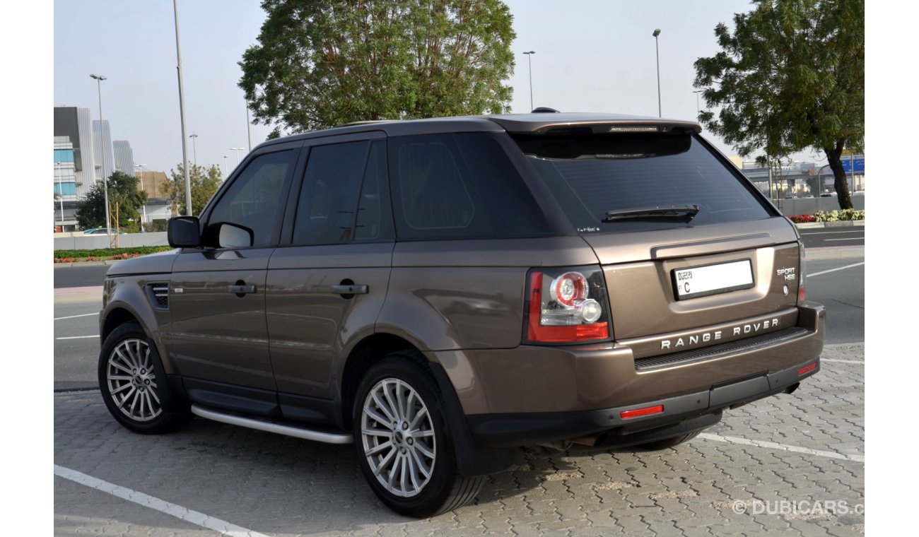 Land Rover Range Rover Sport HSE Full Option in Perfect Condition