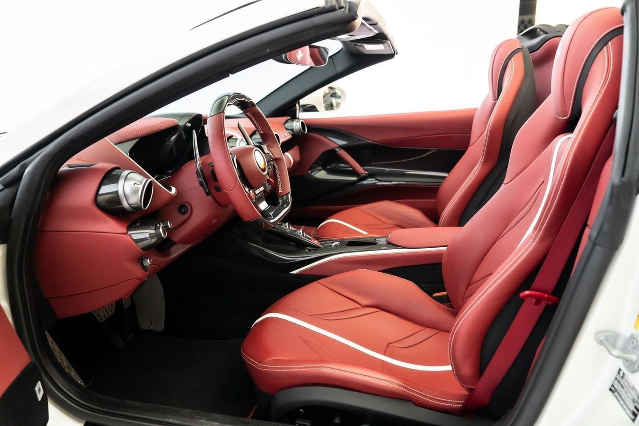 فيراري 812 GTS