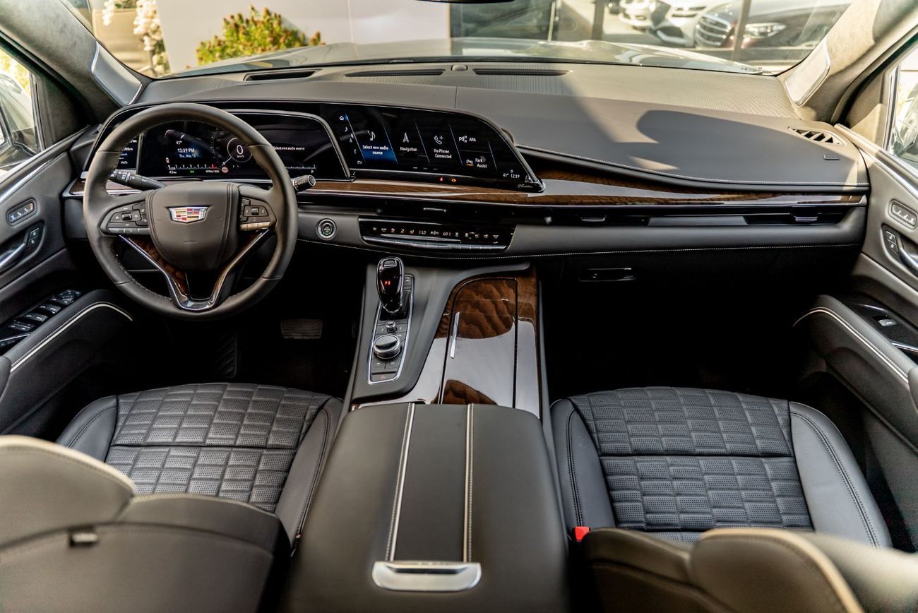 Cadillac Escalade Sport Platinum 6.2L 4WD V8 FULL OPTION Brand New 2023