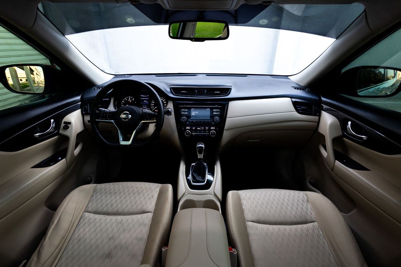 نيسان إكس تريل SV 2.5L Nissan X-Trail SV 2018 GCC under Warranty with Flexible Down-Payment.