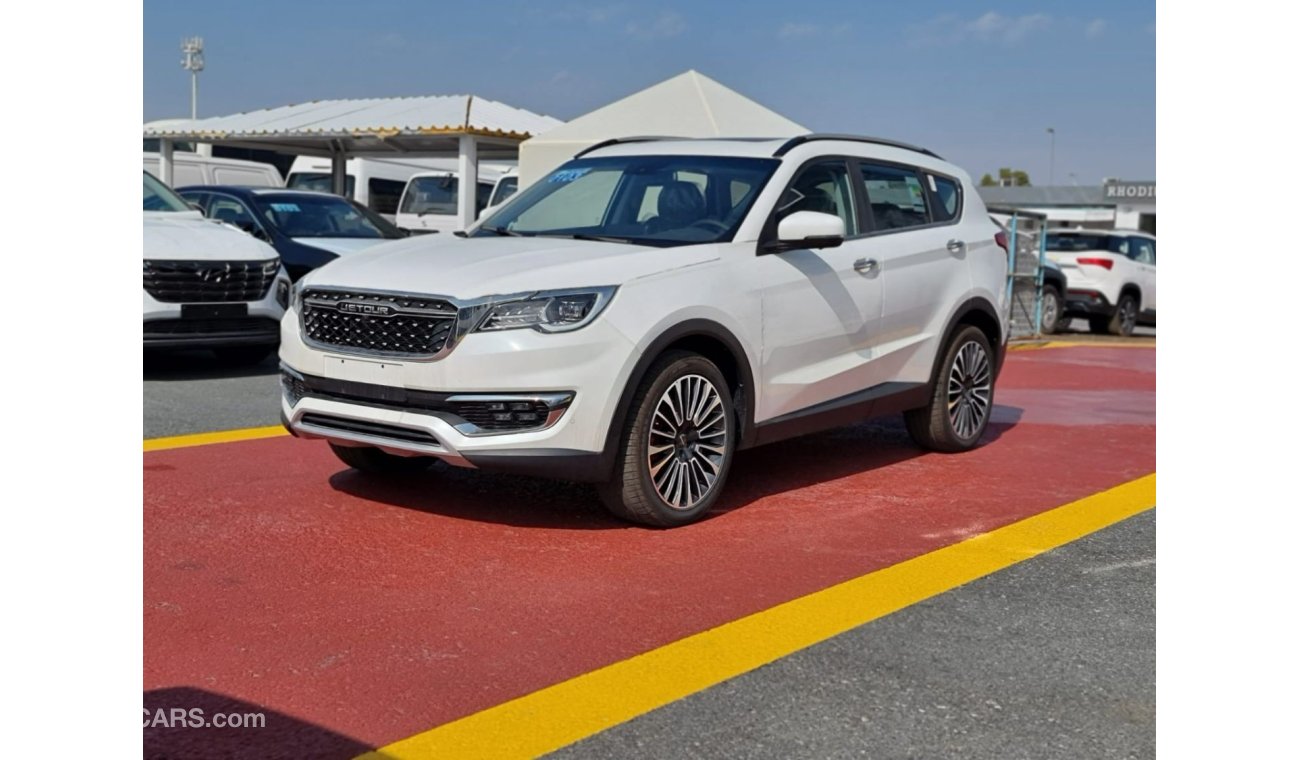 جيتور X70 Chery Jetour X70S 240T 1.5L SUV مع جلد لون داخلي أبيض موديل 2022