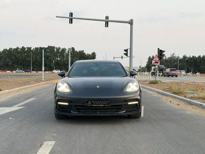 Porsche Panamera 4 2.9L
