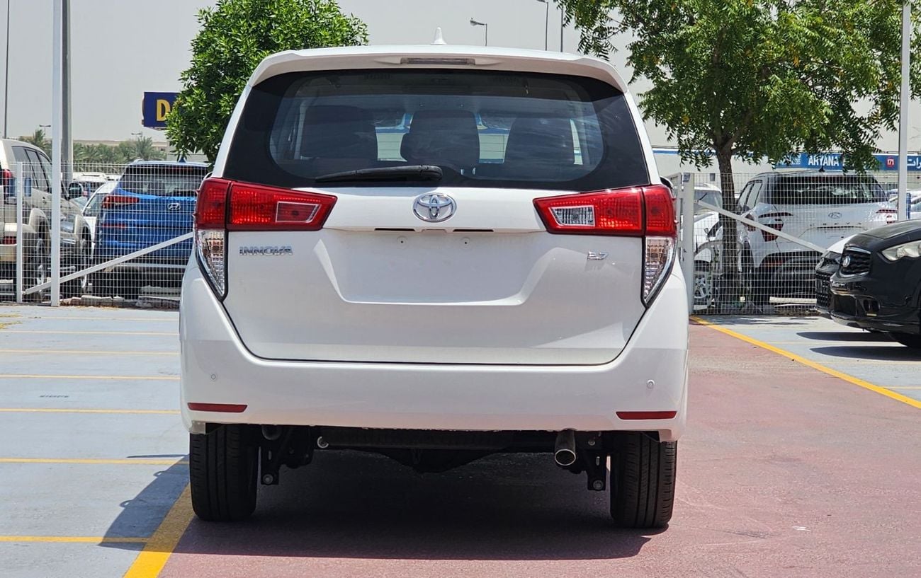 Toyota Innova Toyota Innova 2/7Ltr A/T MY2023