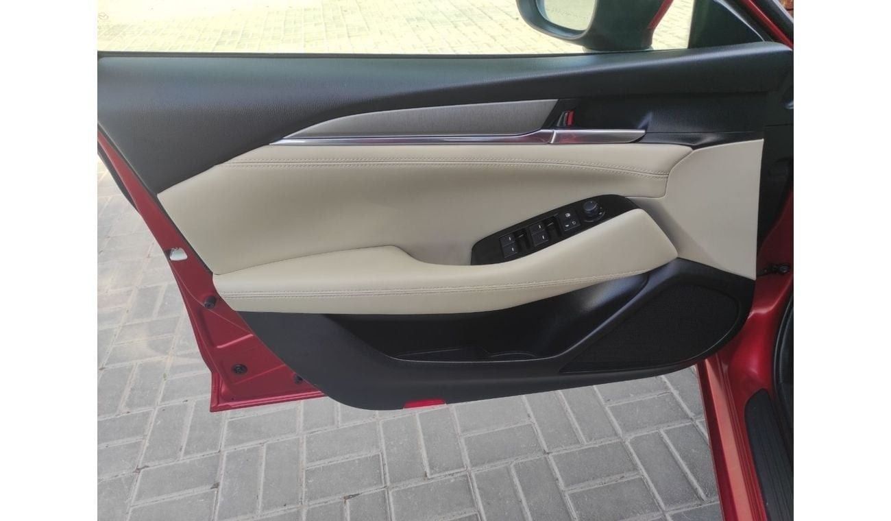 مازدا 6 2.5L S Mazda 6 2022 Gcc V4 2.5  full automatic