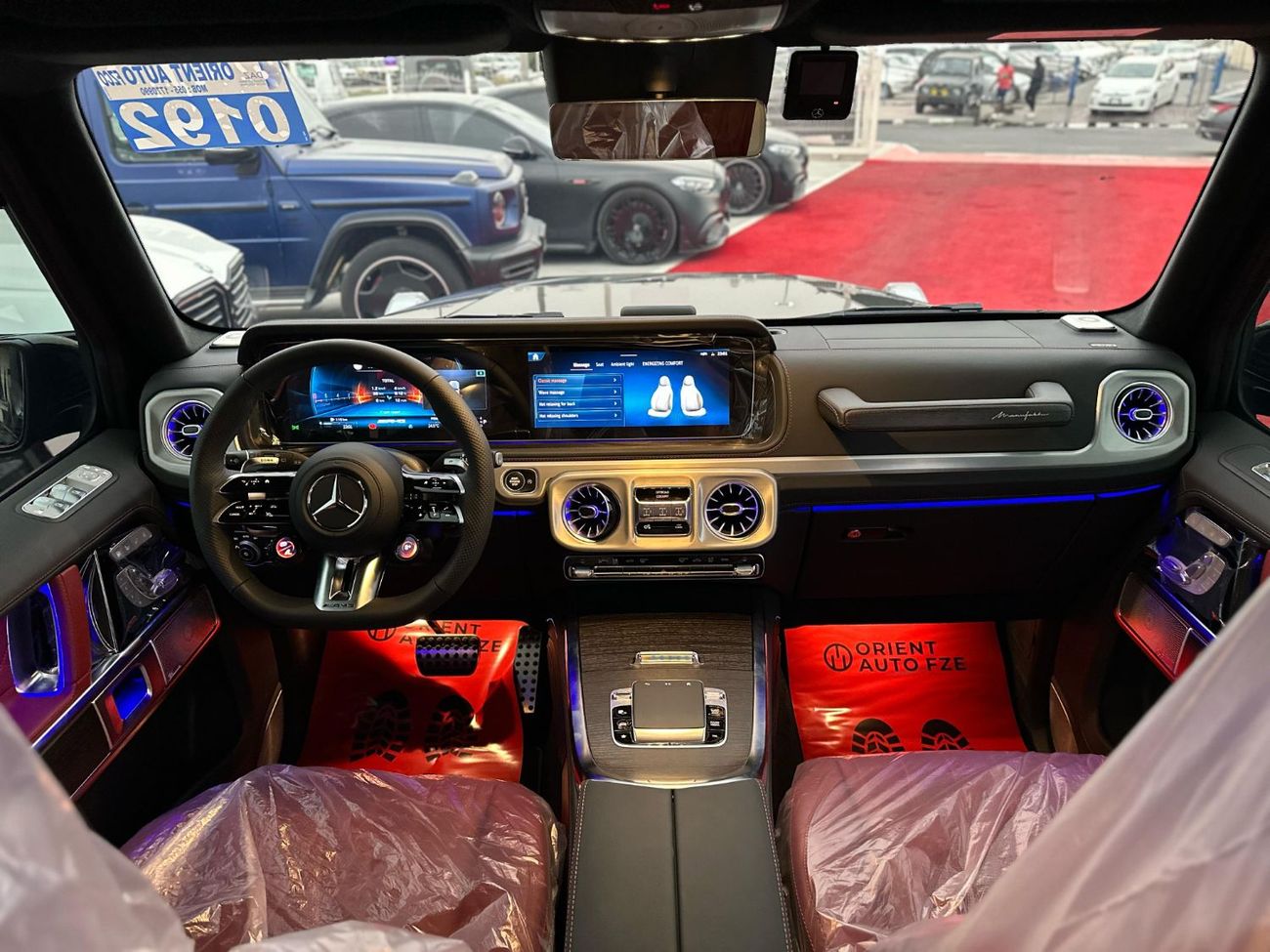Mercedes-Benz G 63 AMG Almost Brand New G63 Manufaktur 2025 Night Package Diamond seats