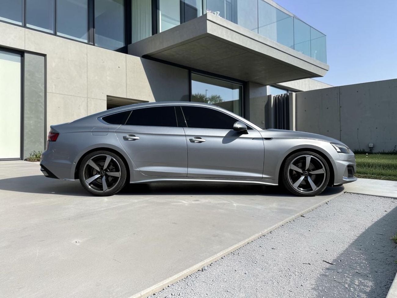 Audi A5 AED 2,160 P.M | 0% DOWN PAYMENT | AUDI A5 TFSI 40 | 2.0T I4 | 2023 | FULL AGENCY SERVICE HISTORY