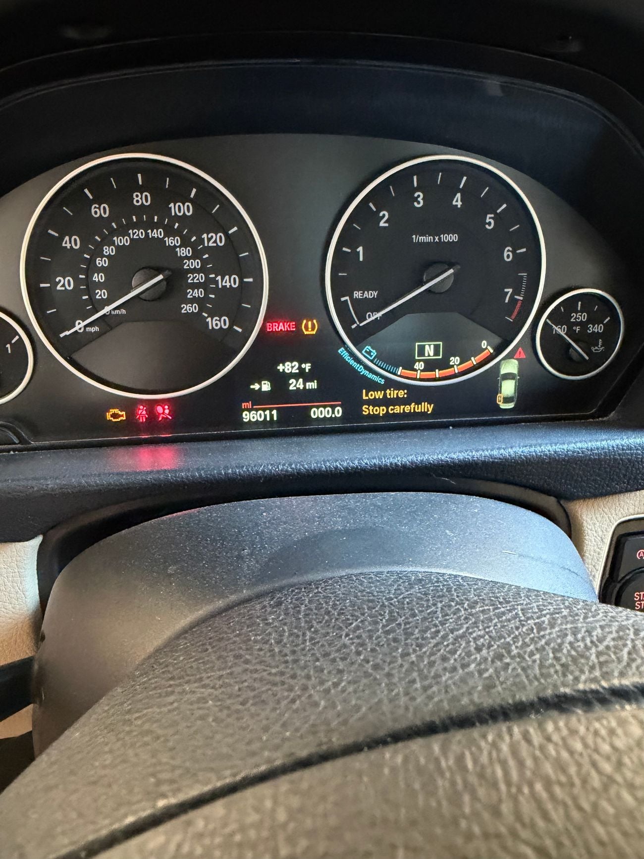 بي أم دبليو 328i