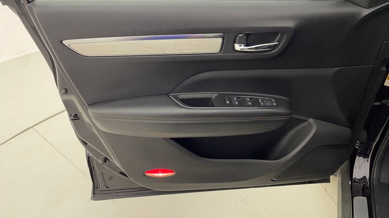 رينو كوليوس LE 2.5 | بدون دفعة مقدمة | اختبار القيادة في المنزل