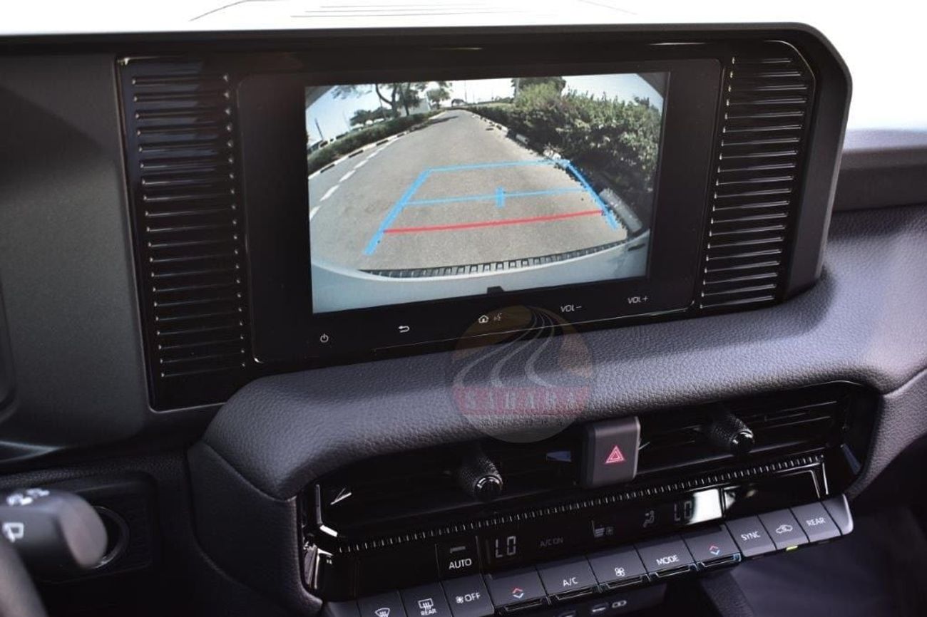 تويوتا برادو Toyota Prado TXL1 2.4L Petrol 4WD 7 Seat Automatic