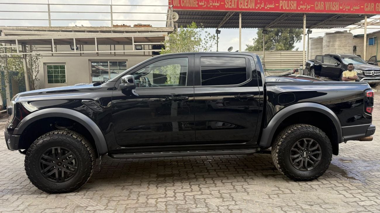 Ford Ranger Raptor RHD 3.0L Petrol 4WD 360° Camera V6 Cylinders Automatic Gear 5 Leather Seats Front two Electric Seats