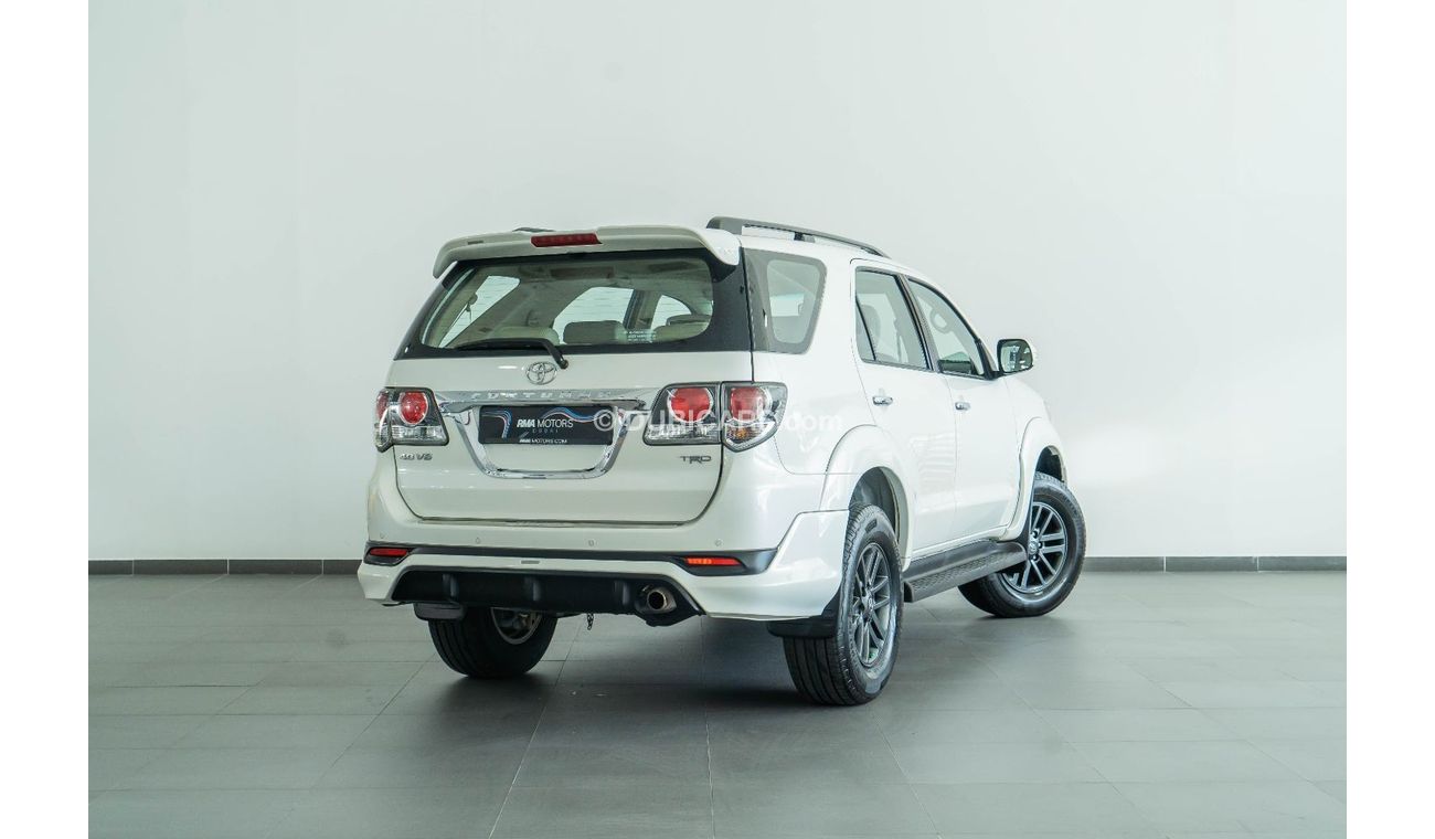 Toyota Fortuner 2015 Toyota Fortuner TRD 4.0L V6 / 7-Seater / Full Option