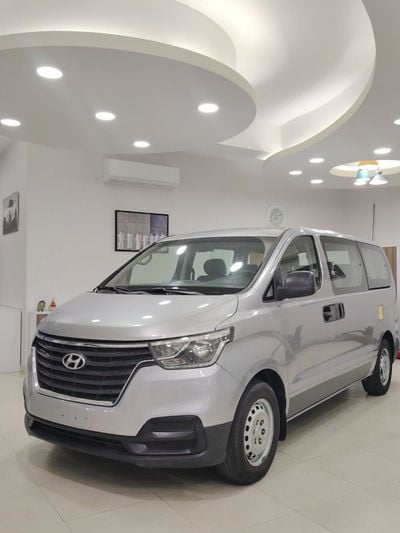 Hyundai H-1 