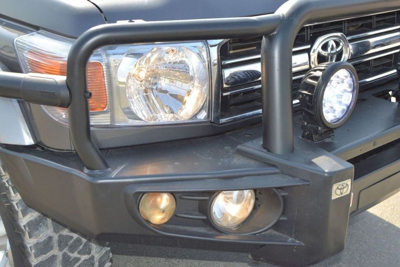 Toyota Land Cruiser Pick Up Double cabin