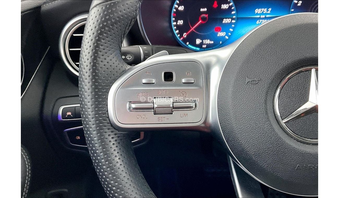 Mercedes-Benz C 200 Premium (AMG Line)