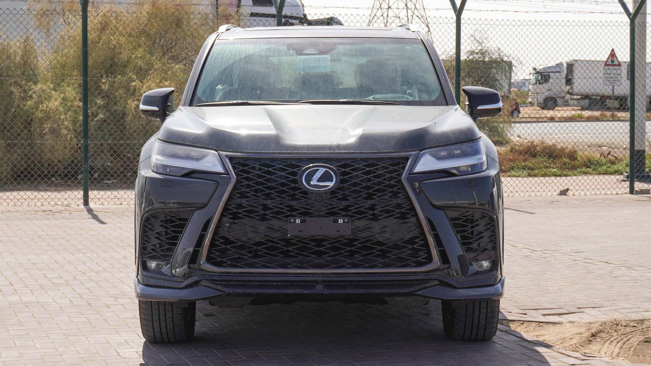 Lexus LX 600 FSport 3.5L V6. 5 Seater