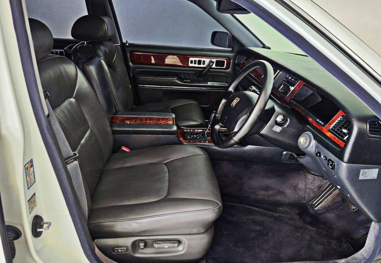 Toyota Century 5.0L-12CYL - FULL OPTION EXCELLENT CONDITION JAPANESE SPECIFICATION