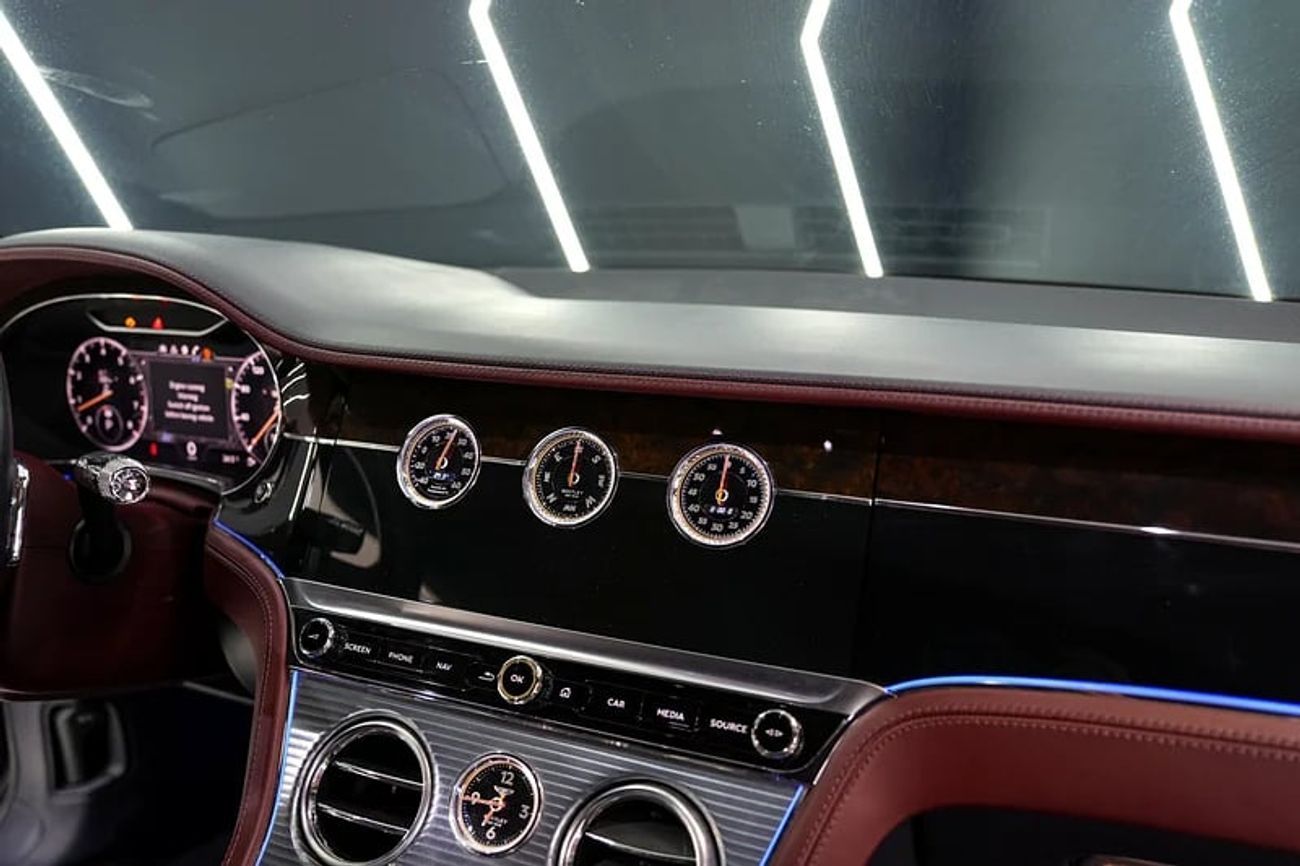 بنتلي كونتيننتال جي تي 6.0L W12 (626 HP)