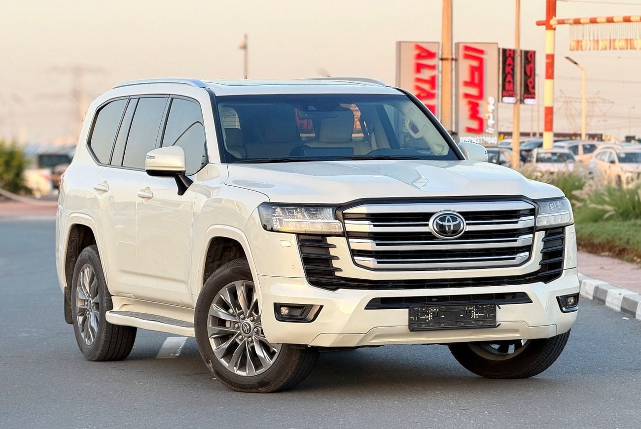 تويوتا لاند كروزر 2023 Model GXR Twin Turbo 3.5L Engine Full Option Very Perfect Condition
