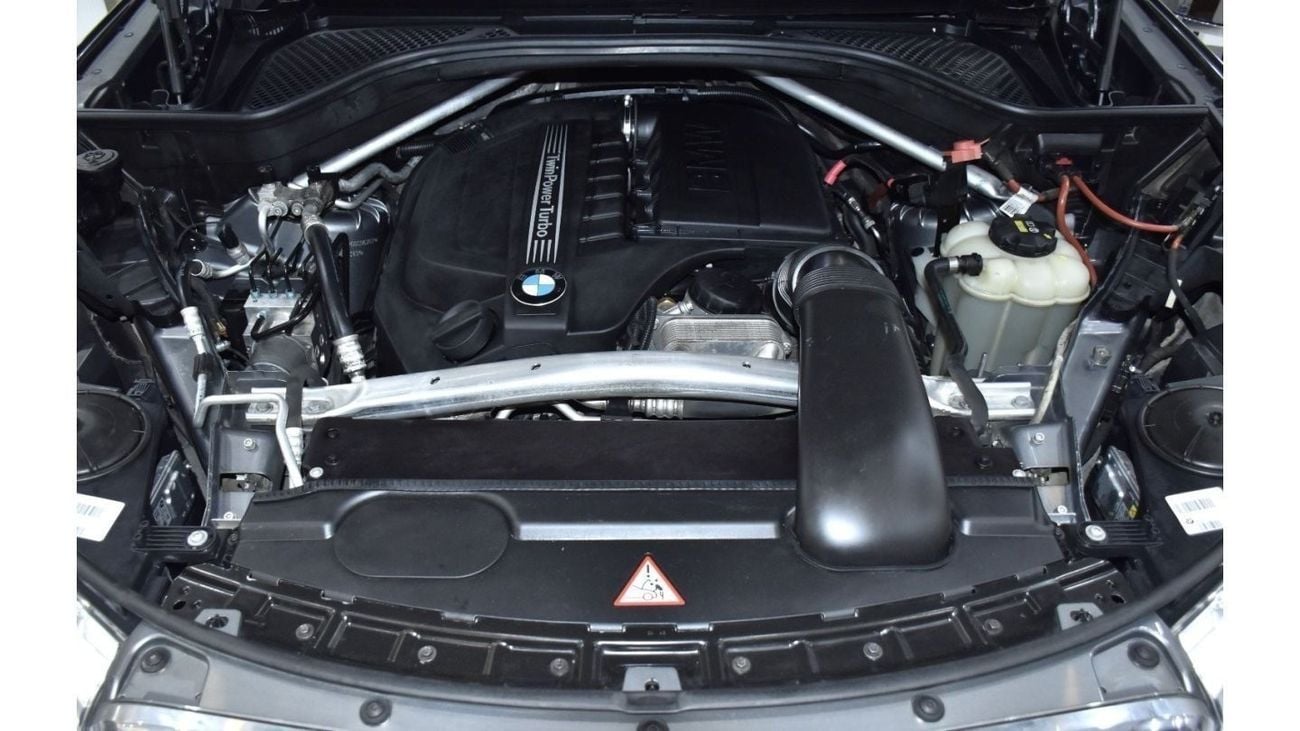 بي أم دبليو X5 EXCELLENT DEAL for our BMW X5 xDrive35i ( 2016 Model ) in Grey Color GCC Specs