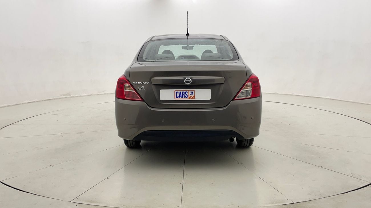 نيسان صني SV 1.5 | بدون دفعة مقدمة | اختبار القيادة في المنزل