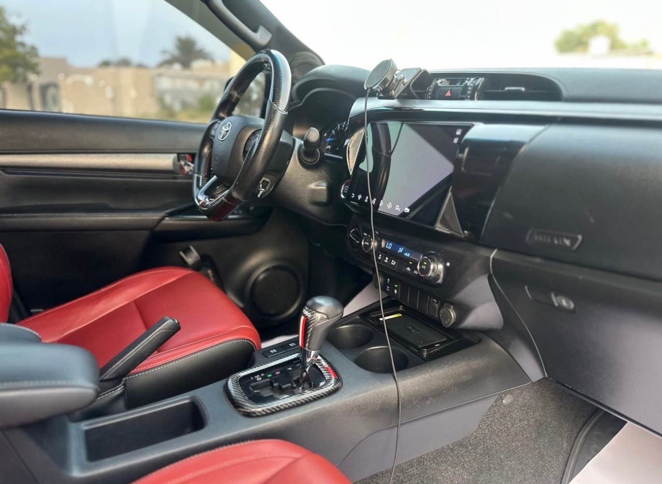 Toyota Hilux ADVENTURE