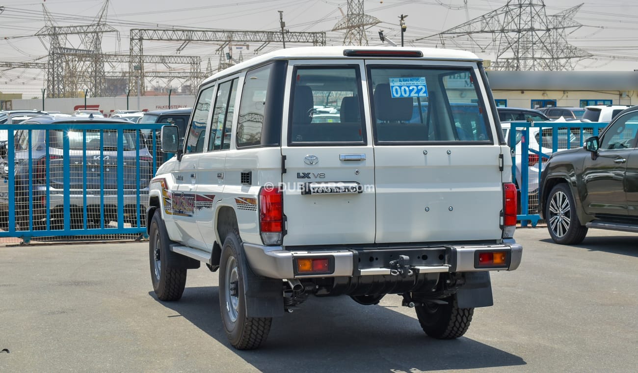 تويوتا لاند كروزر 70 LX V8