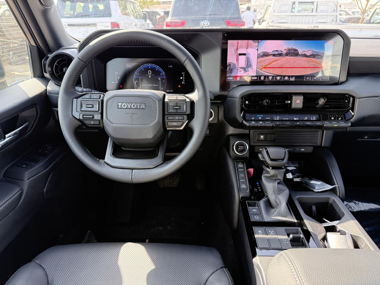 تويوتا برادو Adventure Mid 2.4L