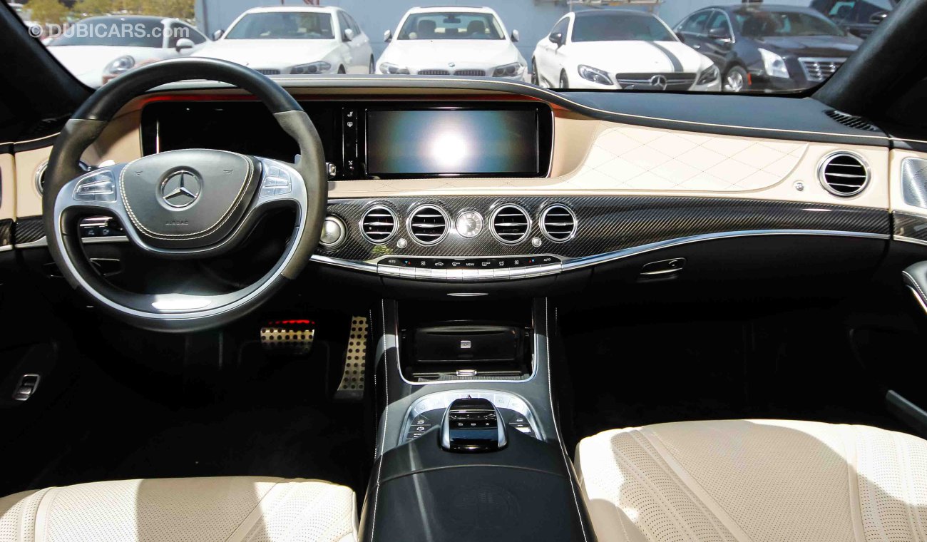 مرسيدس بنز S 63 AMG 4 Matic