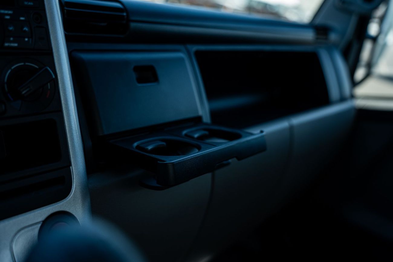 Mitsubishi Canter Van