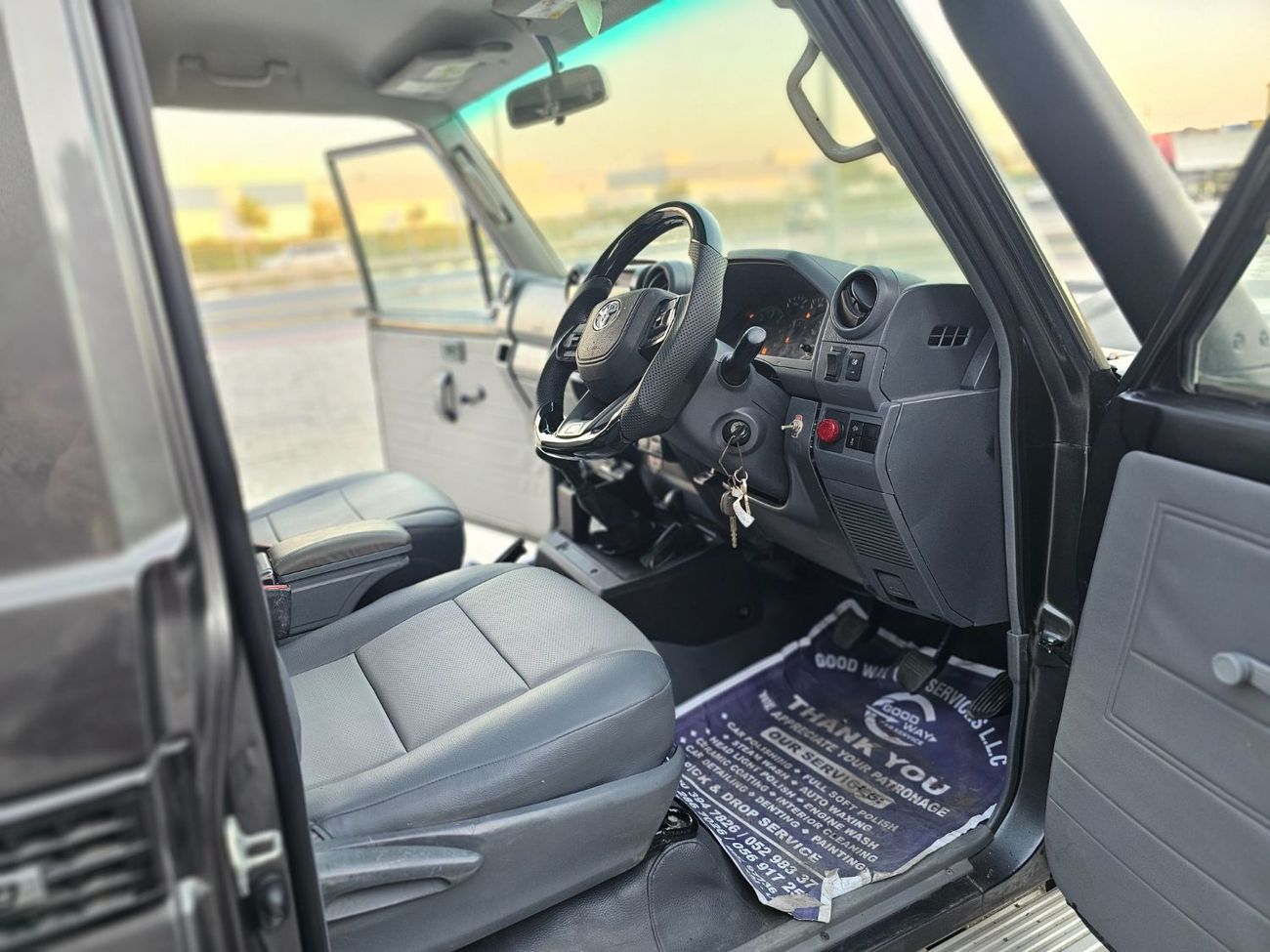 Toyota Land Cruiser Pick Up RHD Single Cabin Off-Road Heavy-duty Utility Pickup Truck 1VD-FTV 4.5L V8 Diesel Engine Manual Gear