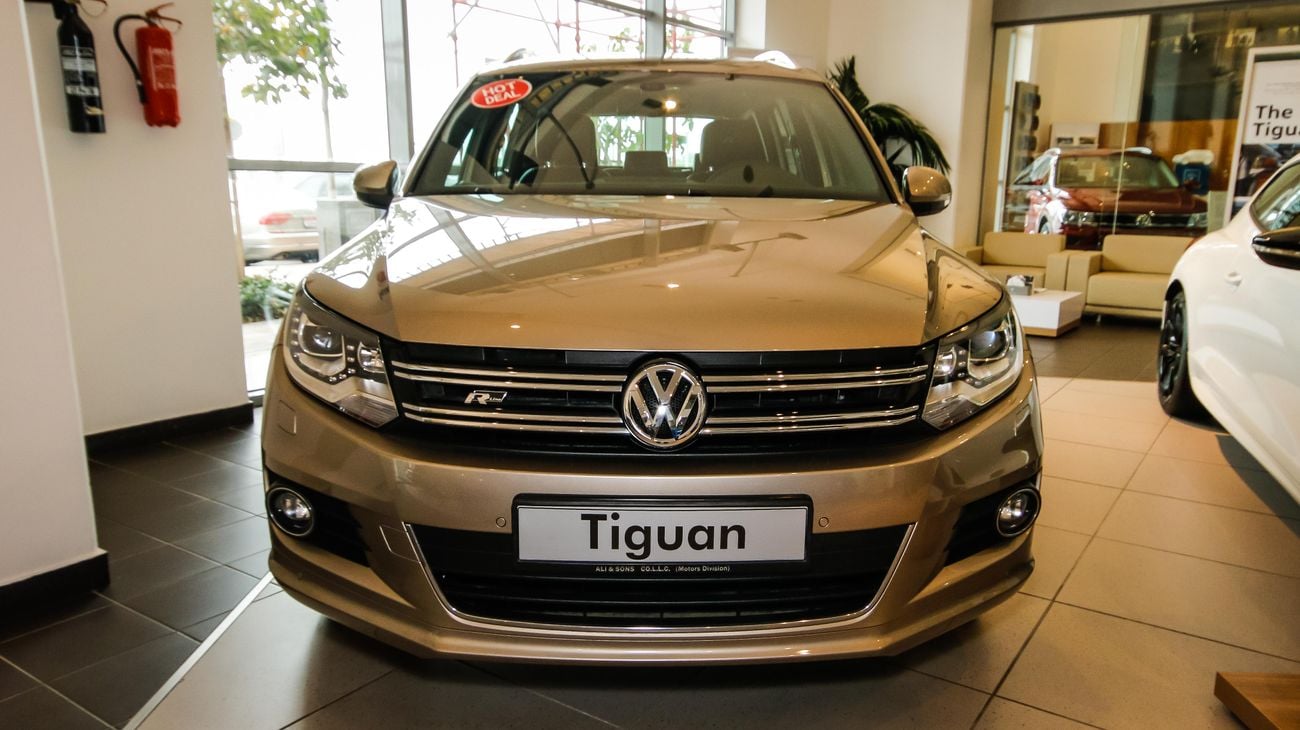 فولكس واجن تيجوان R Line  2.0 TSI 4MOTION