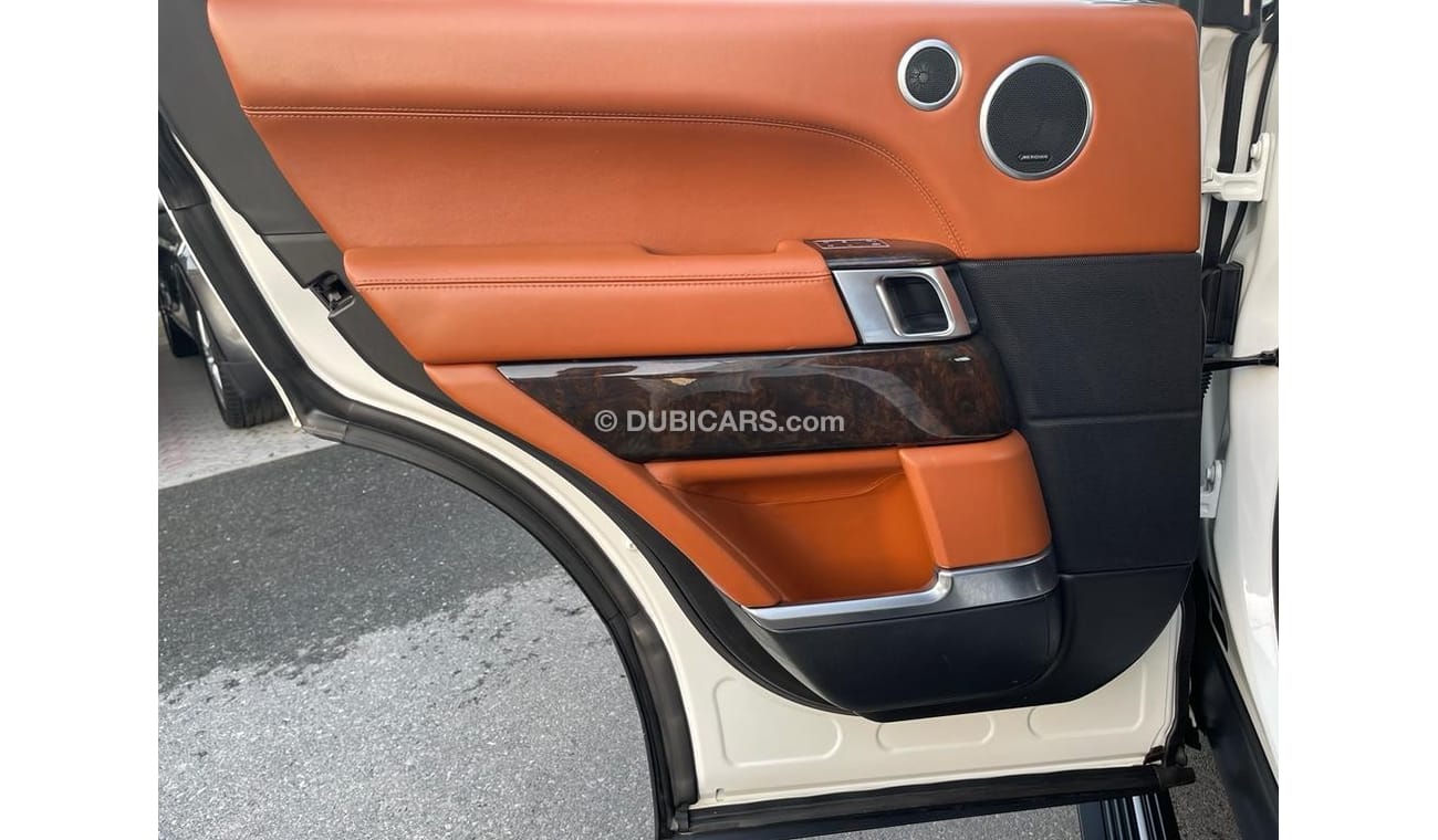 Land Rover Range Rover Range Rover Autobiography_Gcc_2014_Excellent_Condition _Full option