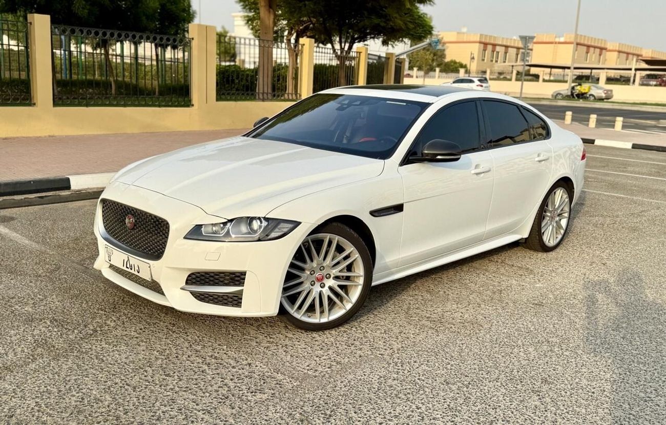 Jaguar XF R-Sport 2.0L Sedan