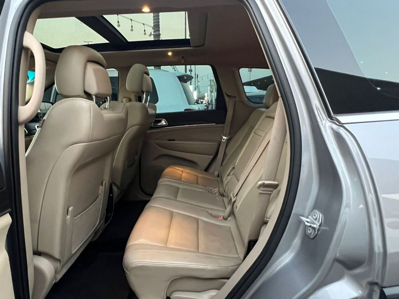 جيب جراند شيروكي Limited 3.6L