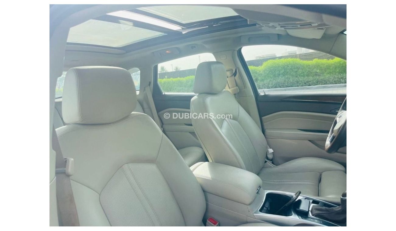 Cadillac SRX || Sunroof || GCC || Well Maintained