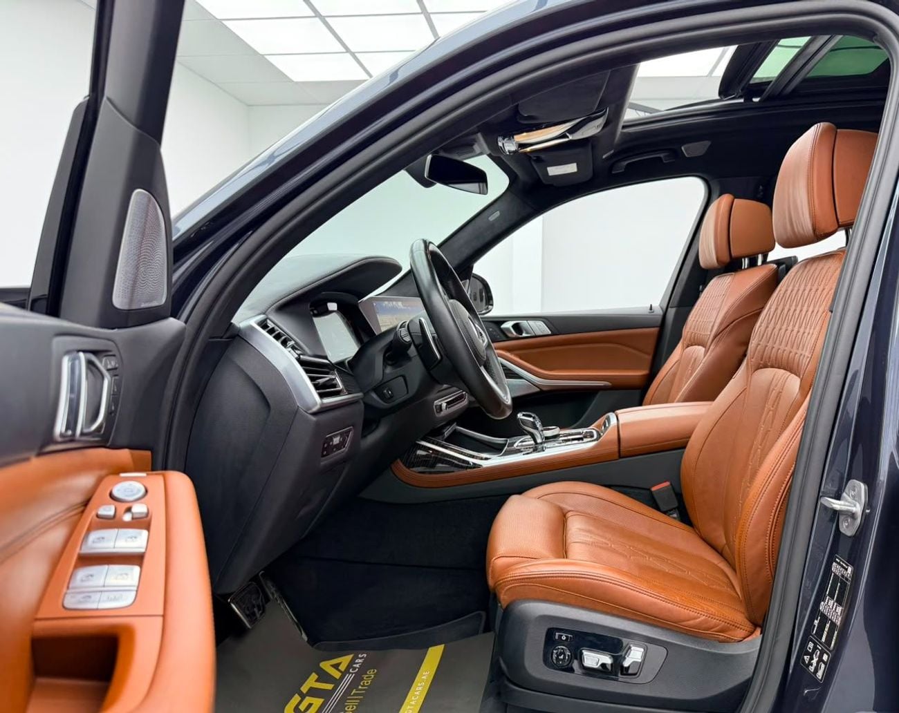 بي أم دبليو X7 M50i 2022 BMW X7 2027 BMW Warranty, Full BMW Service History, Excellent Condition, GCC