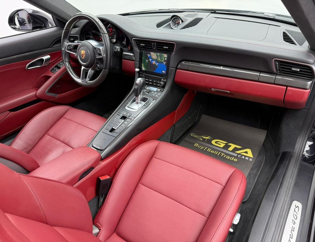 Porsche 911 Carrera 4GTS 3.8L Coupe 2019 Porsche 911 Carrera 4 GTS ,Warranty ,Excellent Condition ,Korean Spec