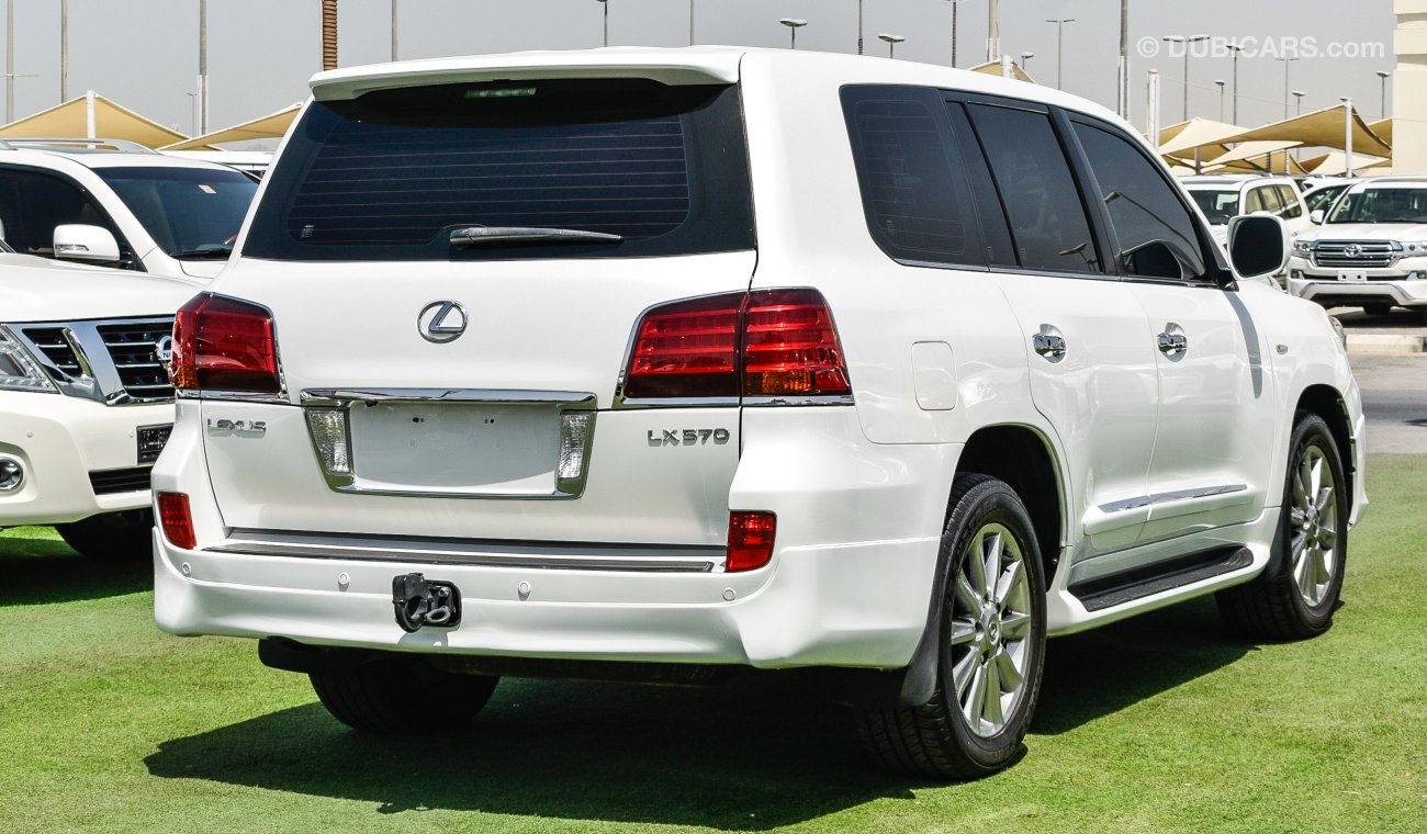 Lexus LX570