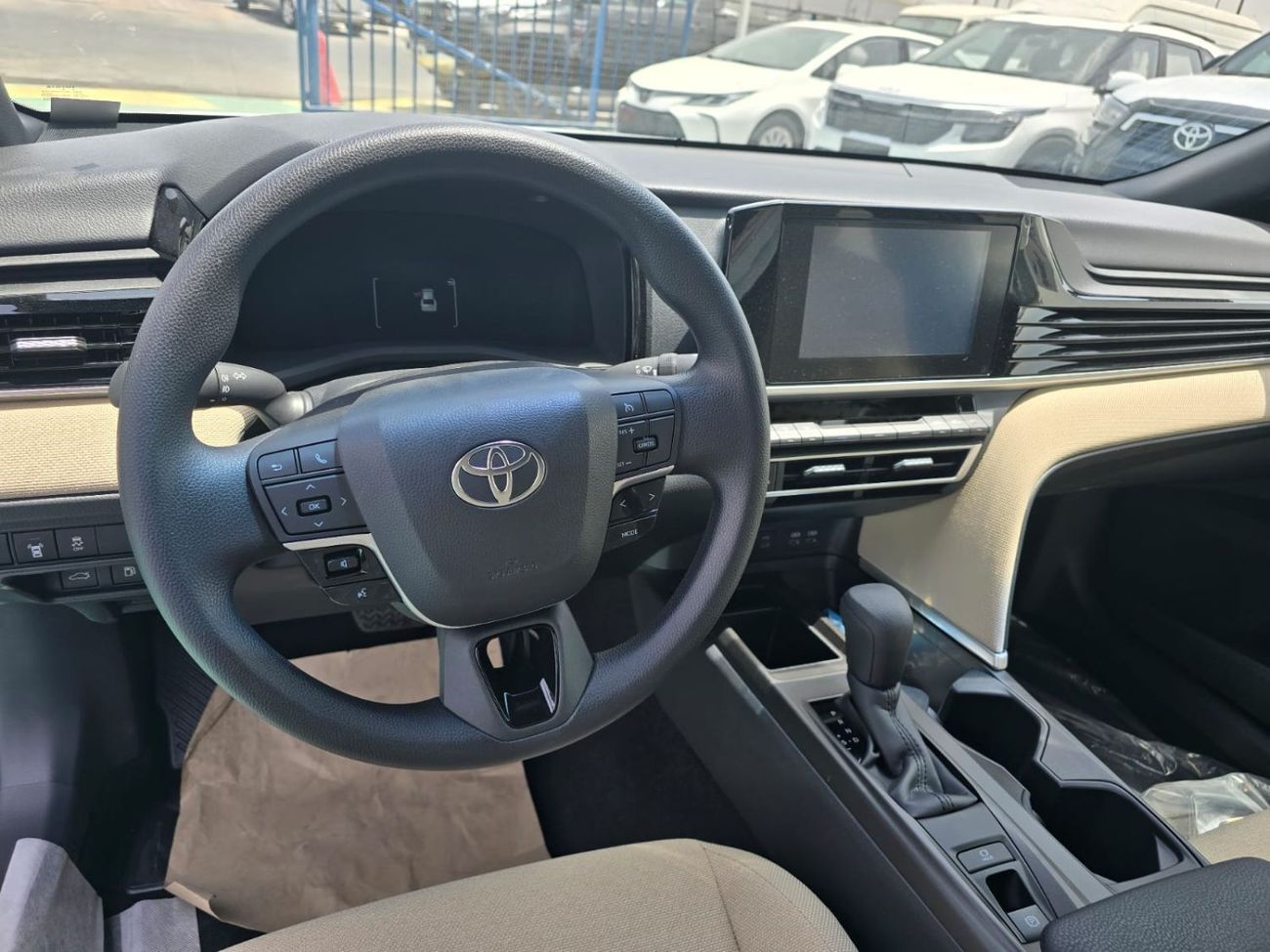 Toyota Camry E 2.5L