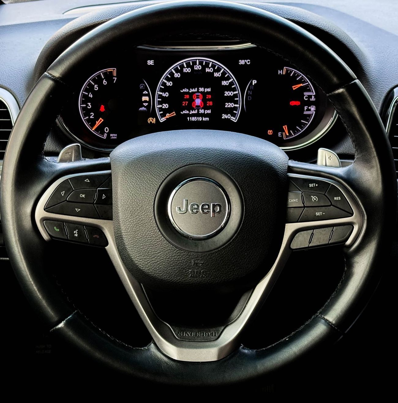 Jeep Grand Cherokee Laredo 3.6L 4WD Jeep Grand Cherokee | 2021 Model, GCC | 3.6L Engine | Excellent Condition | Monthly