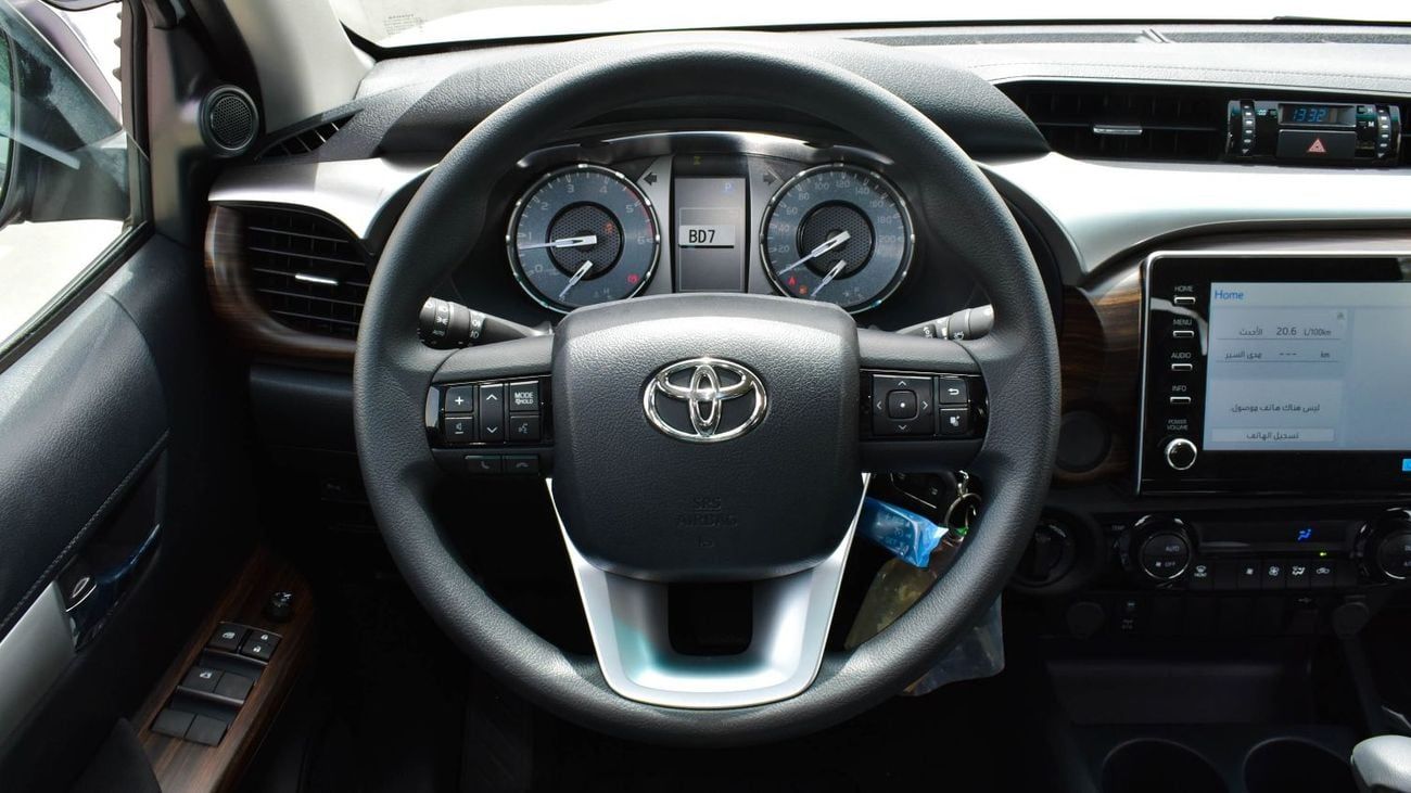 Toyota Hilux ECTAGR009 – 2025 Toyota Hilux Double Cab High Options – 2.4L Diesel Auto – White w Black