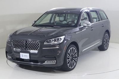 Lincoln Aviator PRESIDENTIAL 3.0L AVI920 / AL TAYER MOTORS/ AL QOUZ SHOWROOM
