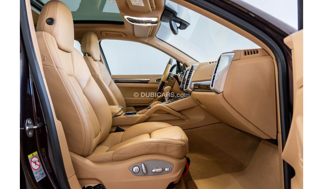 Porsche 718 Cayman 2015 Porsche Cayenne S / Full-Service History